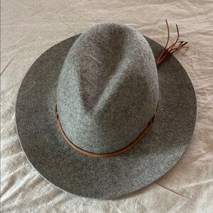 Gray Felt Fedora Hat